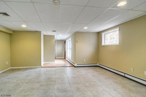 60 Brooklyn Rd, Stanhope, NJ 07874 photo 15