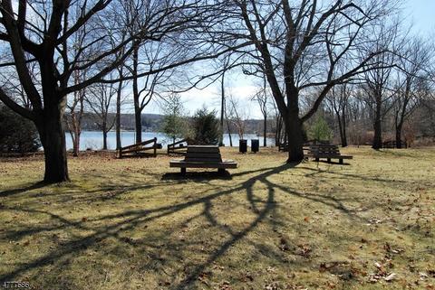 60 Brooklyn Rd, Stanhope, NJ 07874 photo 17