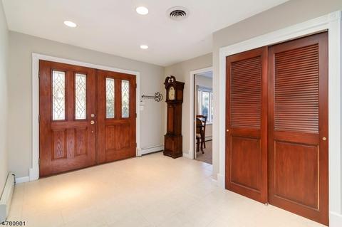 110 Herrick Rd, Wayne, NJ 07470 photo 3