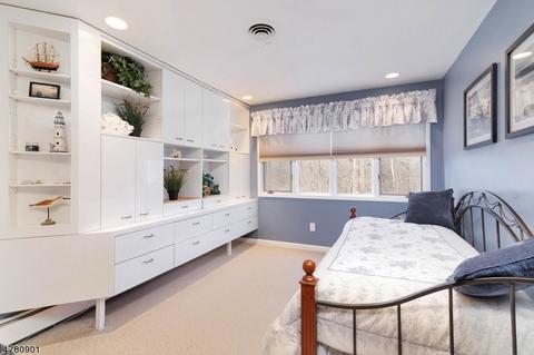 110 Herrick Rd, Wayne, NJ 07470 photo 15
