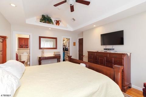 110 Herrick Rd, Wayne, NJ 07470 photo 18