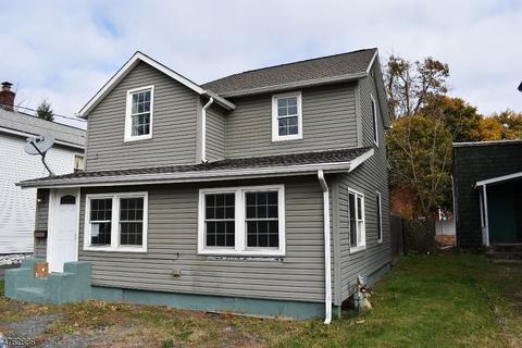 111 Maple Ave, Hackettstown, NJ 07840 photo 2