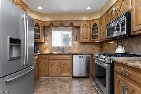 70 Baltusrol Rd, Summit, NJ 07901 photo 7