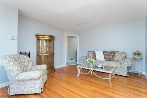 70 Baltusrol Rd, Summit, NJ 07901 photo 3