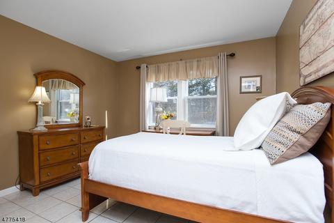 70 Baltusrol Rd, Summit, NJ 07901 photo 16