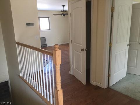 30 Vasa Dr, Hackettstown, NJ 07840 photo 12