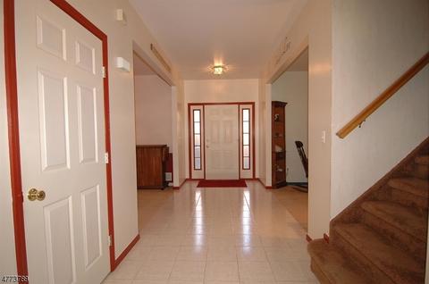 5 Michael Dr, Hackettstown, NJ 07840 photo 5