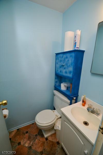 94 Highview Ter, Dover, NJ 07801 photo 19
