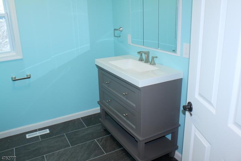  48 Pequest Rd, Oxford Twp., NJ 07863 photo 12