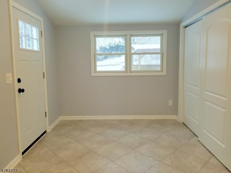  48 Pequest Rd, Oxford Twp., NJ 07863 photo 8