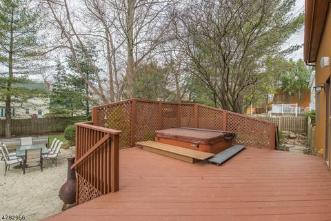 7 Woods End Ct, Wayne, NJ 07470 photo 18
