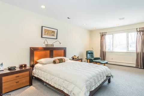 7 Woods End Ct, Wayne, NJ 07470 photo 10