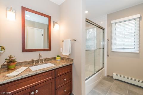 7 Woods End Ct, Wayne, NJ 07470 photo 15