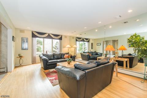 7 Woods End Ct, Wayne, NJ 07470 photo 7