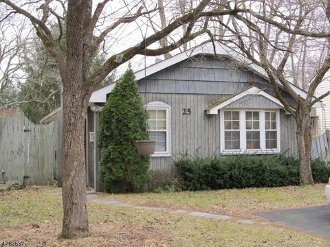 25 Toquet St, Haskell, NJ 07420 photo 2