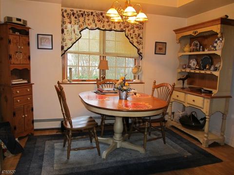 25 Toquet St, Haskell, NJ 07420 photo 5