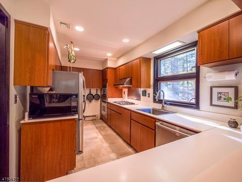 32-34 Wanamaker Ave, Waldwick, NJ 07463 photo 6