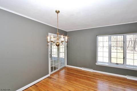 19 Colonial Rd, Brookside, NJ 07926 photo 5