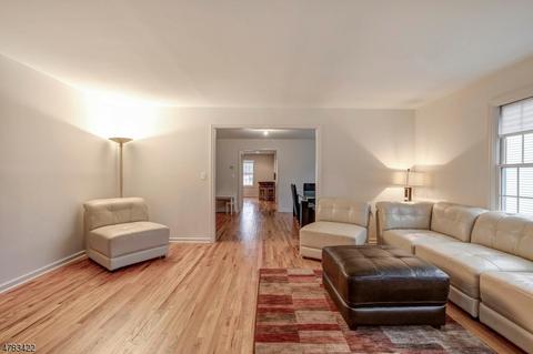 28 Wanamaker Ave, Waldwick, NJ 07463 photo 5