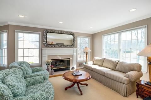 12 Barnstable Rd, Berkeley Heights, NJ 07922 photo 5