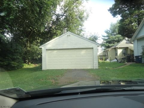 20 Ransome Pl, Plainfield, NJ 07063 photo 5