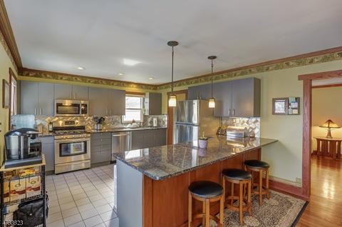 108 Edgewood Ave, Springfield, NJ 07081 photo 4