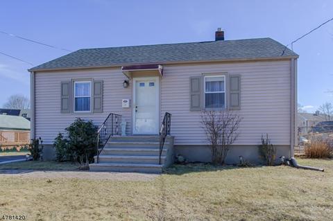 30 Watson Dr, Dover, NJ 07801 photo 1
