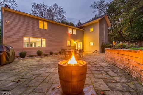 335 Pines Lake Dr, Wayne, NJ 07470 photo 16