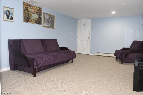335 Pines Lake Dr, Wayne, NJ 07470 photo 17