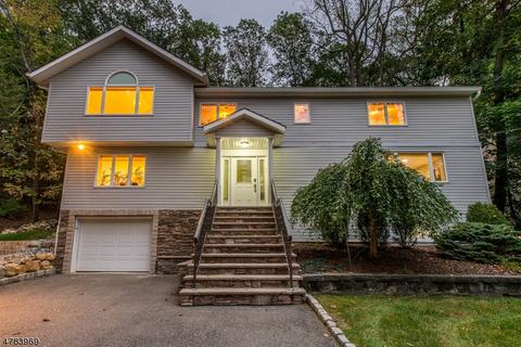335 Pines Lake Dr, Wayne, NJ 07470 photo 3
