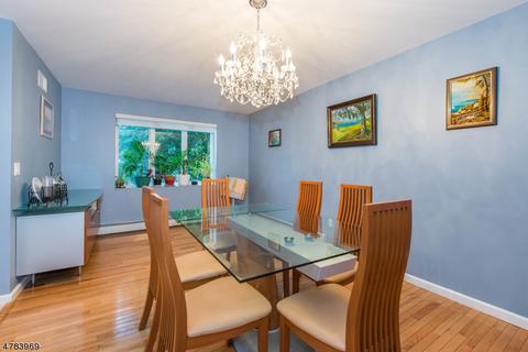 335 Pines Lake Dr, Wayne, NJ 07470 photo 20
