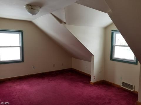 55 Diven St, Springfield, NJ 07081 photo 9