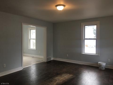 305-11 Lyman Pl, Plainfield, NJ 07063 photo 3