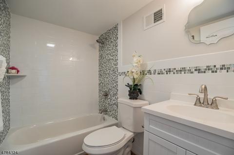 42 Harrison Ave, North Plainfield, NJ 07060 photo 13
