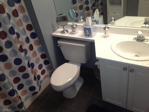 1212 Brittany Dr, Wayne, NJ 07470 photo 4