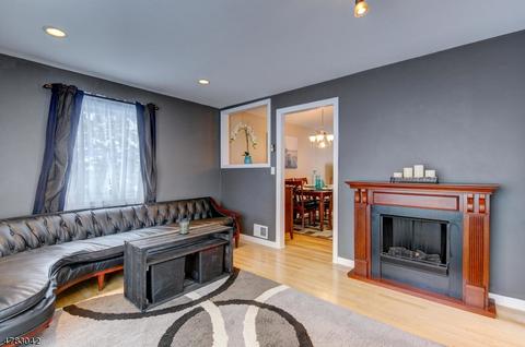 21 Taylor St, Dover, NJ 07801 photo 12