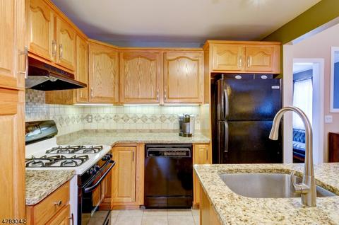 21 Taylor St, Dover, NJ 07801 photo 7