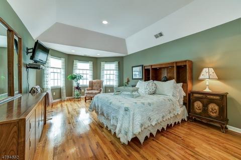 9 Jenny Ln, Wayne, NJ 07470 photo 18
