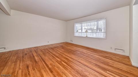 8 Swan Ter, Wayne, NJ 07470 photo 8