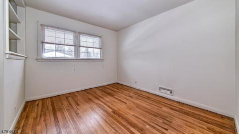 8 Swan Ter, Wayne, NJ 07470 photo 16