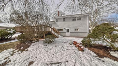 8 Swan Ter, Wayne, NJ 07470 photo 5