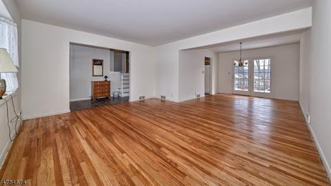 8 Swan Ter, Wayne, NJ 07470 photo 10