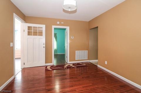 323-25 Hunter, Plainfield, NJ 07063 photo 4