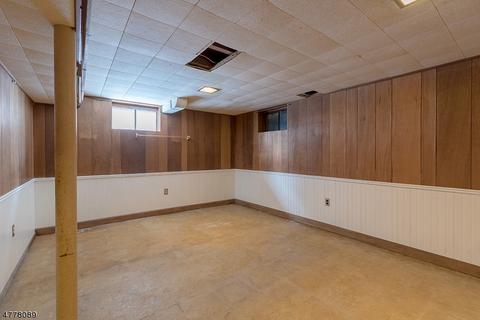 5 Beechwood Dr, Wayne, NJ 07470 photo 22