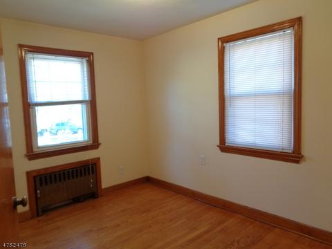 716 Summit Rd, Union, NJ 07083 photo 11
