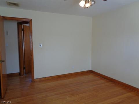 716 Summit Rd, Union, NJ 07083 photo 10