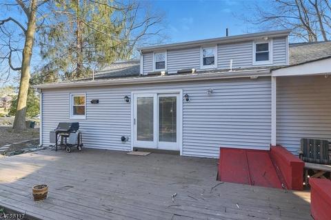 28 Brook Ter, Wayne, NJ 07470 photo 23