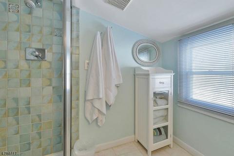 28 Brook Ter, Wayne, NJ 07470 photo 19