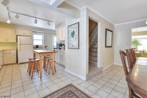 28 Brook Ter, Wayne, NJ 07470 photo 8