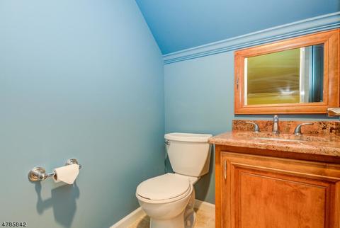 53 Coldevin Rd, Clark, NJ 07066 photo 21